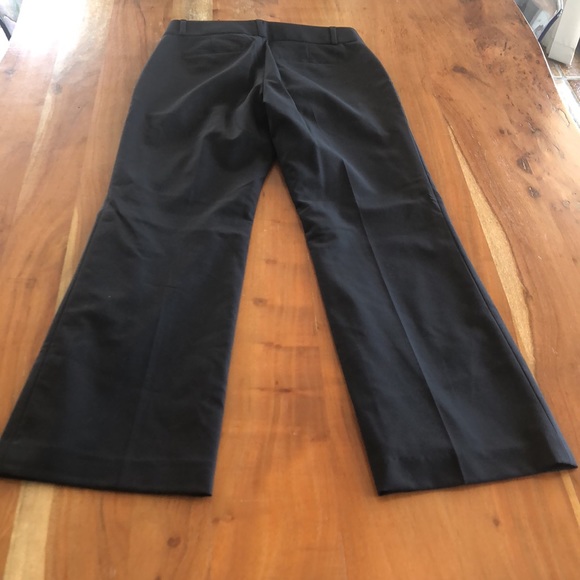 Banana Republic Black Martin Fit Pants Boot Cut Light Weight Wool Sz 2P EUC - Picture 4 of 10